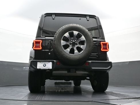 Used 2020 Jeep Wrangler Unlimited Sahara w/ LED Lighting Group image 25