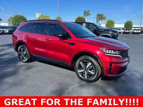 Used 2022 Kia Sorento S FWD image 1