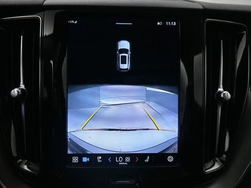 Used 2023 Volvo XC60 B5 Core FWD image 31