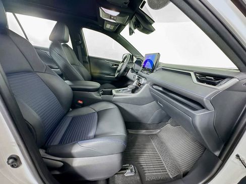 Used 2025 Toyota RAV4 XSE w/ Advanced Technology Package image 30
