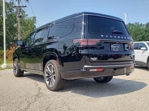 Used 2024 Jeep Wagoneer L Series III w/ Premium Group I AWD/4WD image 6