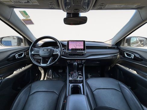 Used 2022 Jeep Compass Trailhawk w/ Trailhawk Elite Group image 13