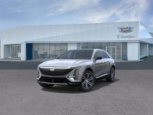New 2026 Cadillac Lyriq Luxury image 8