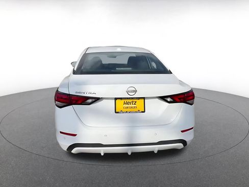 Used 2025 Nissan Sentra SV FWD image 12