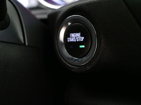 Certified 2018 Buick Regal Preferred FWD image 31