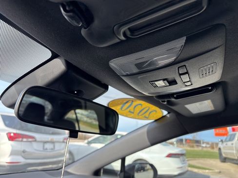 Used 2020 Toyota Corolla SE image 17