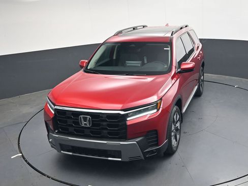 New 2026 Honda Pilot Touring image 19