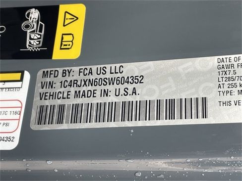 Certified 2025 Jeep Wrangler Unlimited Sport S 4xe image 33