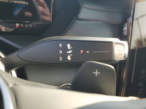 New 2026 GMC Acadia AT4 w/ Luxury Package image 38