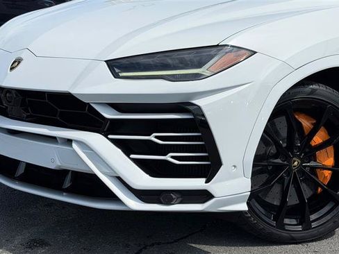 Used 2020 Lamborghini Urus AWD/4WD image 15
