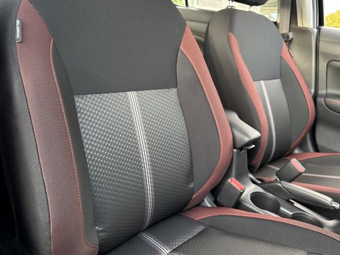 New 2025 Nissan Versa SR w/ Trunk Package image 20