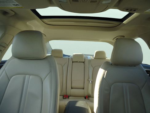 Used 2018 Lincoln MKZ Select w/ Technology Package image 33