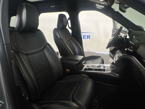 Used 2020 Ford Explorer ST w/ ST Street Pack AWD/4WD image 30