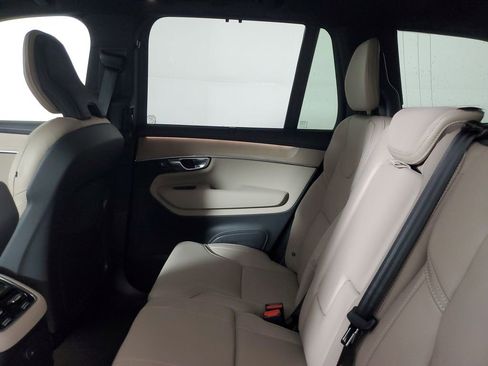 New 2026 Volvo XC90 T8 Ultra w/ Protection Package Premier AWD/4WD image 12