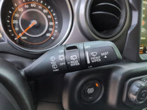 Used 2022 Jeep Wrangler Unlimited Sport AWD/4WD image 25