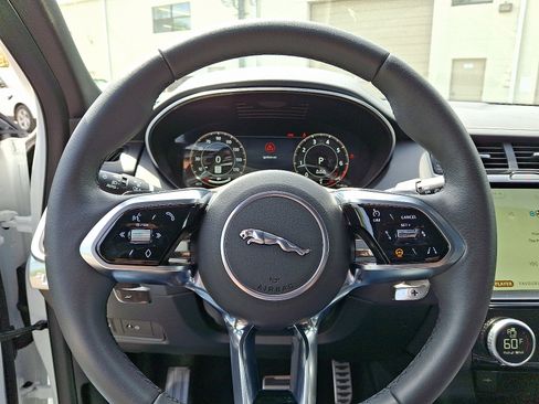 Used 2024 Jaguar E-PACE R-Dynamic SE AWD/4WD image 20