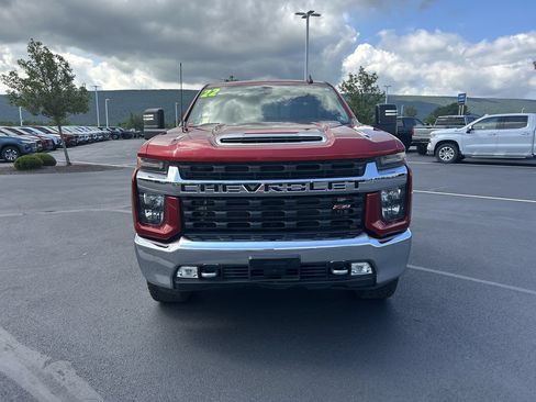 Used 2022 Chevrolet Silverado 2500 LT w/ Convenience Package AWD/4WD image 2