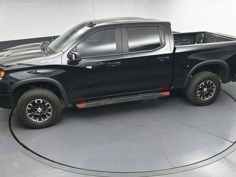 Used 2025 Chevrolet Silverado 1500 ZR2 w/ Technology Package AWD/4WD image 42