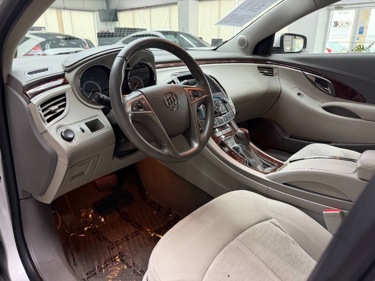 Used 2013 Buick LaCrosse FWD image 19
