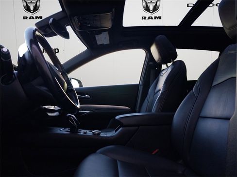 Used 2019 Cadillac XT4 Premium Luxury image 7