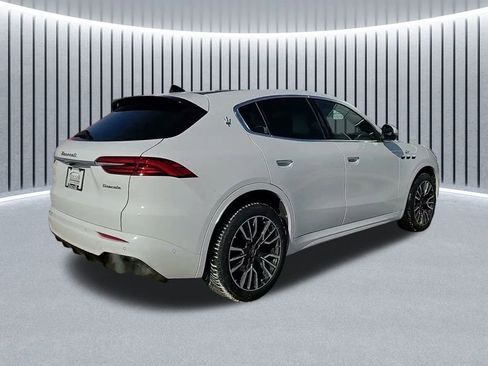Certified 2024 Maserati Grecale GT image 7