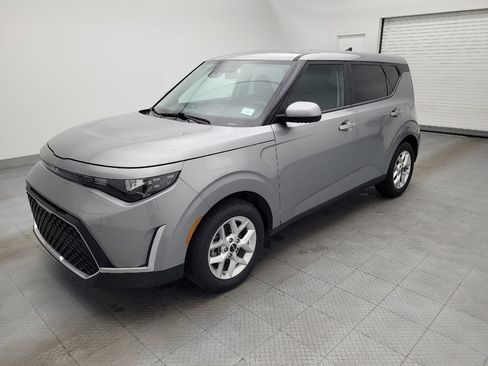 Used 2024 Kia Soul LX w/ Option Group 015 image 2