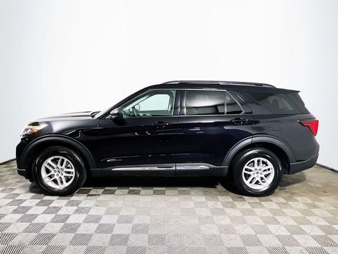 Used 2025 Ford Explorer Active image 4