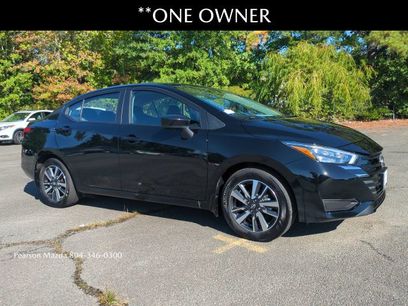 Used 2025 Nissan Versa SV w/ Trunk Package