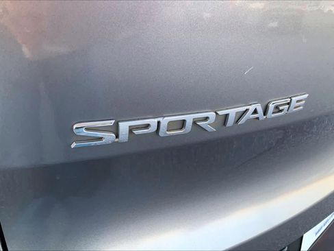 Used 2016 Kia Sportage LX image 28