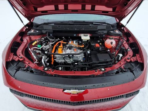 New 2026 Chevrolet Equinox EV LT image 17