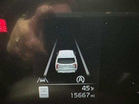 Used 2025 Kia Telluride S image 24