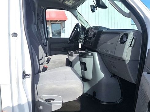 Used 2026 Ford E-350 and Econoline 350 Super Duty w/ Power Equipment Group image 15