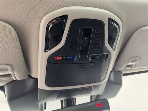 Certified 2025 Subaru Outback Premium image 25