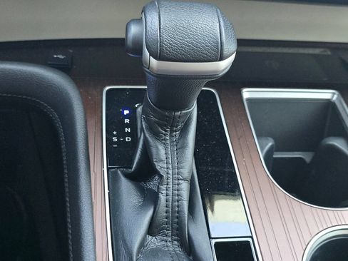 Used 2021 Toyota Sienna XLE w/ XLE Plus Package FWD image 35