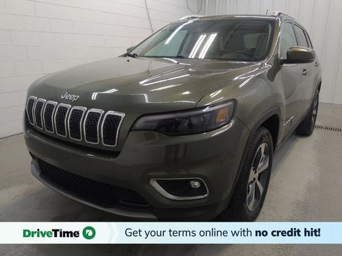 Used 2019 Jeep Cherokee Limited image 1