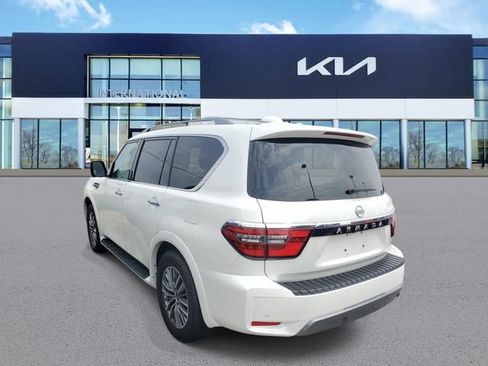 Used 2023 Nissan Armada SL w/ Cargo Package AWD/4WD image 4