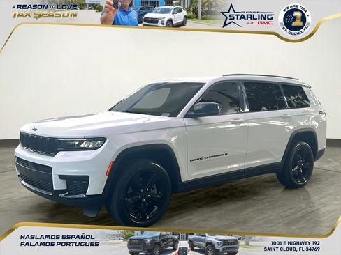 Used 2023 Jeep Grand Cherokee L Laredo image 2