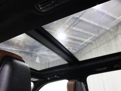 Used 2023 Lincoln Navigator L Reserve AWD/4WD image 22
