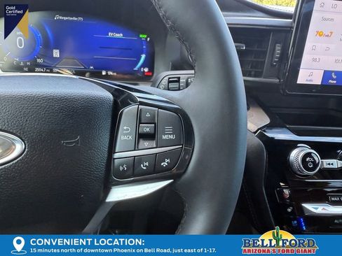 Used 2023 Ford Explorer Platinum w/ Class IV Trailer Tow Package image 29