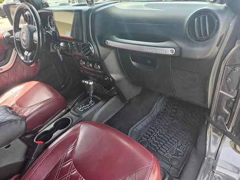 Used 2014 Jeep Wrangler Unlimited Sahara w/ Max Tow Package AWD/4WD image 15
