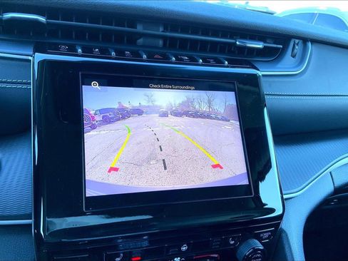 Certified 2023 Jeep Grand Cherokee Laredo w/ Luxury Tech Group I image 27