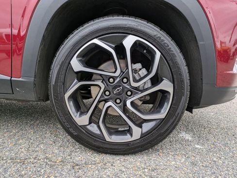Used 2024 Chevrolet Trax RS w/ Driver Confidence Package FWD image 12