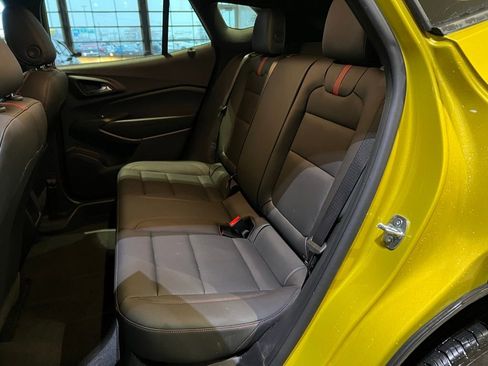 Used 2024 Chevrolet Trax RS w/ Driver Confidence Package image 14