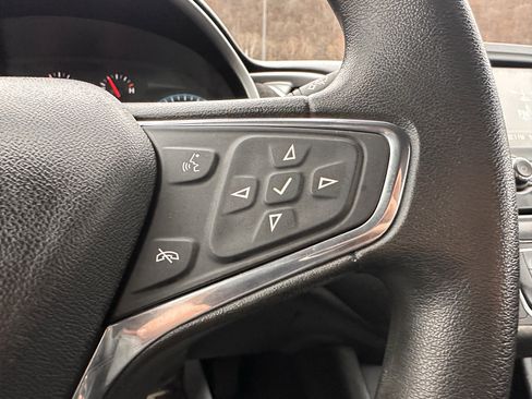 Used 2018 Chevrolet Malibu LS image 10