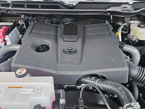 New 2025 Toyota Tundra Limited image 15