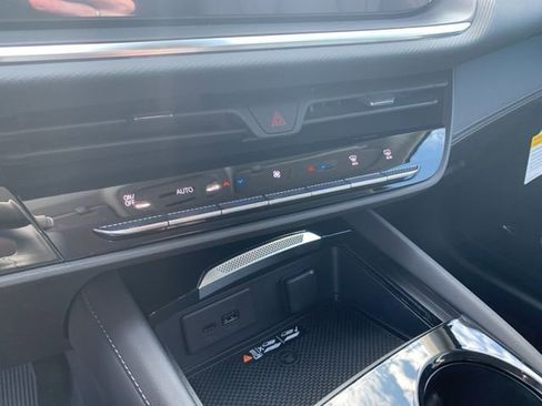 New 2026 Buick Envision Preferred image 23