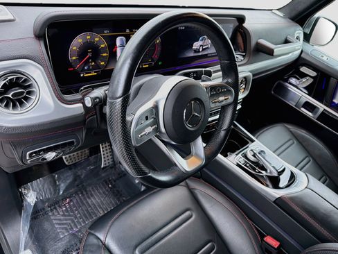 Used 2021 Mercedes-Benz G 550 w/ G Manufaktur Interior Package image 24