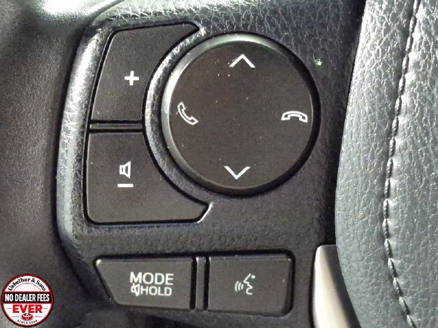 Used 2016 Toyota RAV4 XLE AWD/4WD image 12