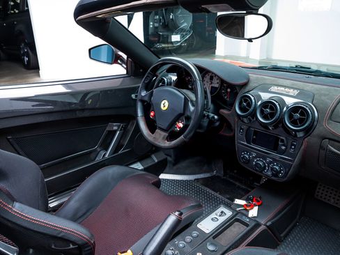 Used 2009 Ferrari F430 Scuderia RWD image 13