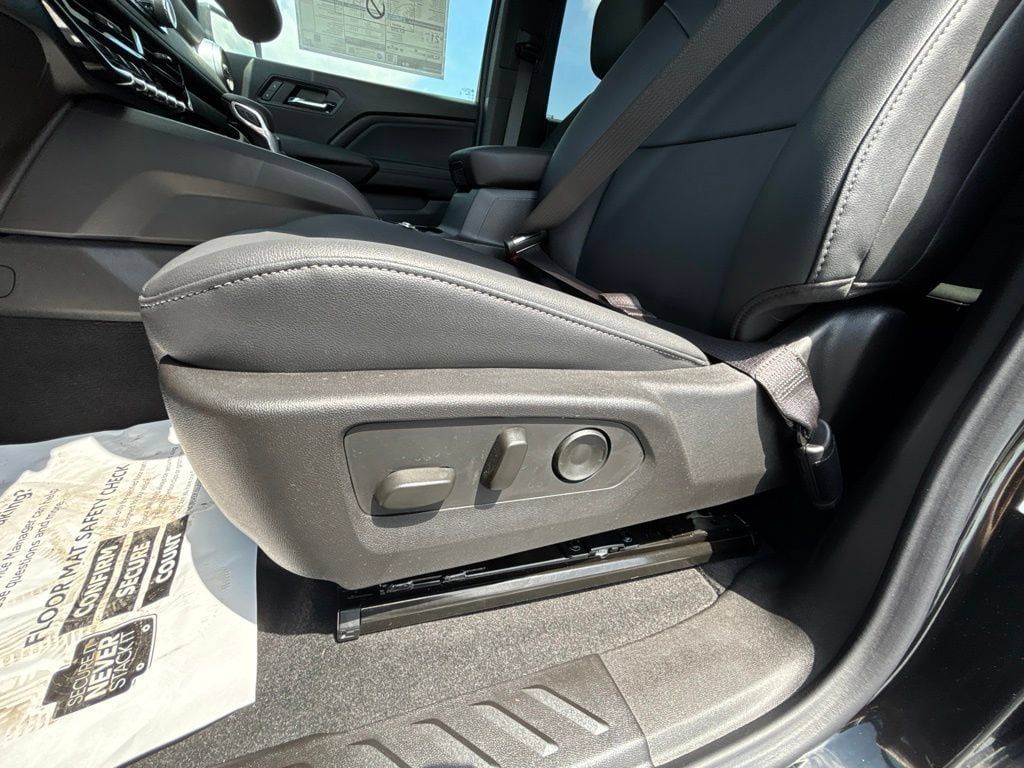 New 2026 Chevrolet Colorado LT w/ LT Convenience Package RWD image 15